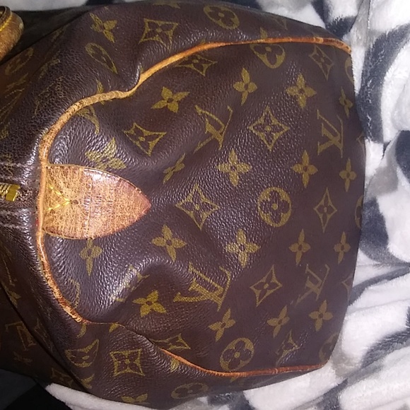 LV Speedy 35 - Picture 7 of 11